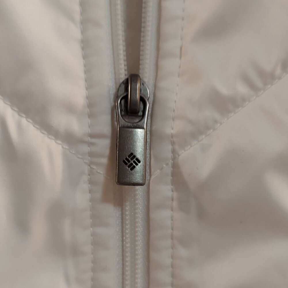 Columbia Vest - Picture 5 of 5